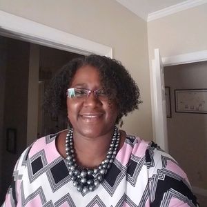 Meet your Posher, Phyllis